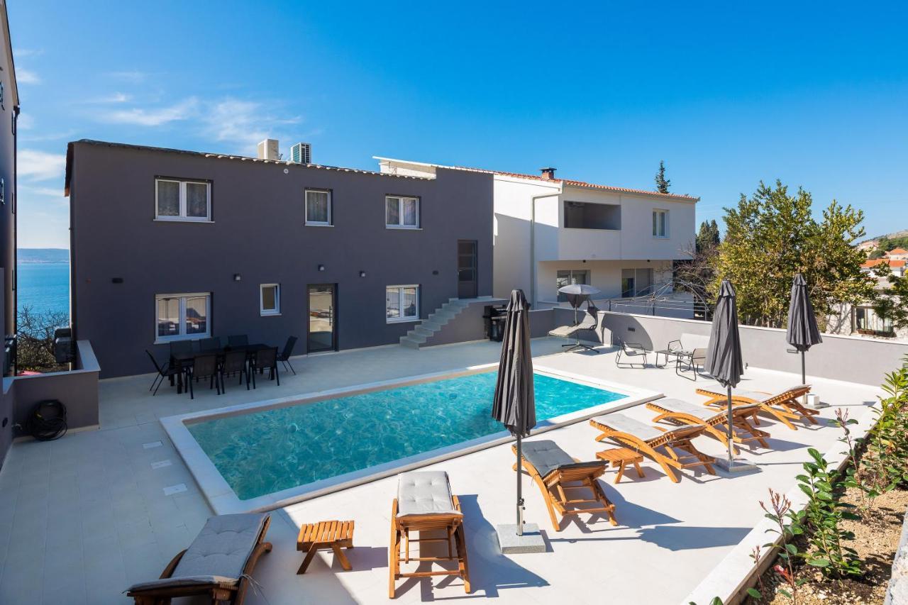 Luxury Apartment Lorena - Private Heated Pool - Jesenice  Exterior foto