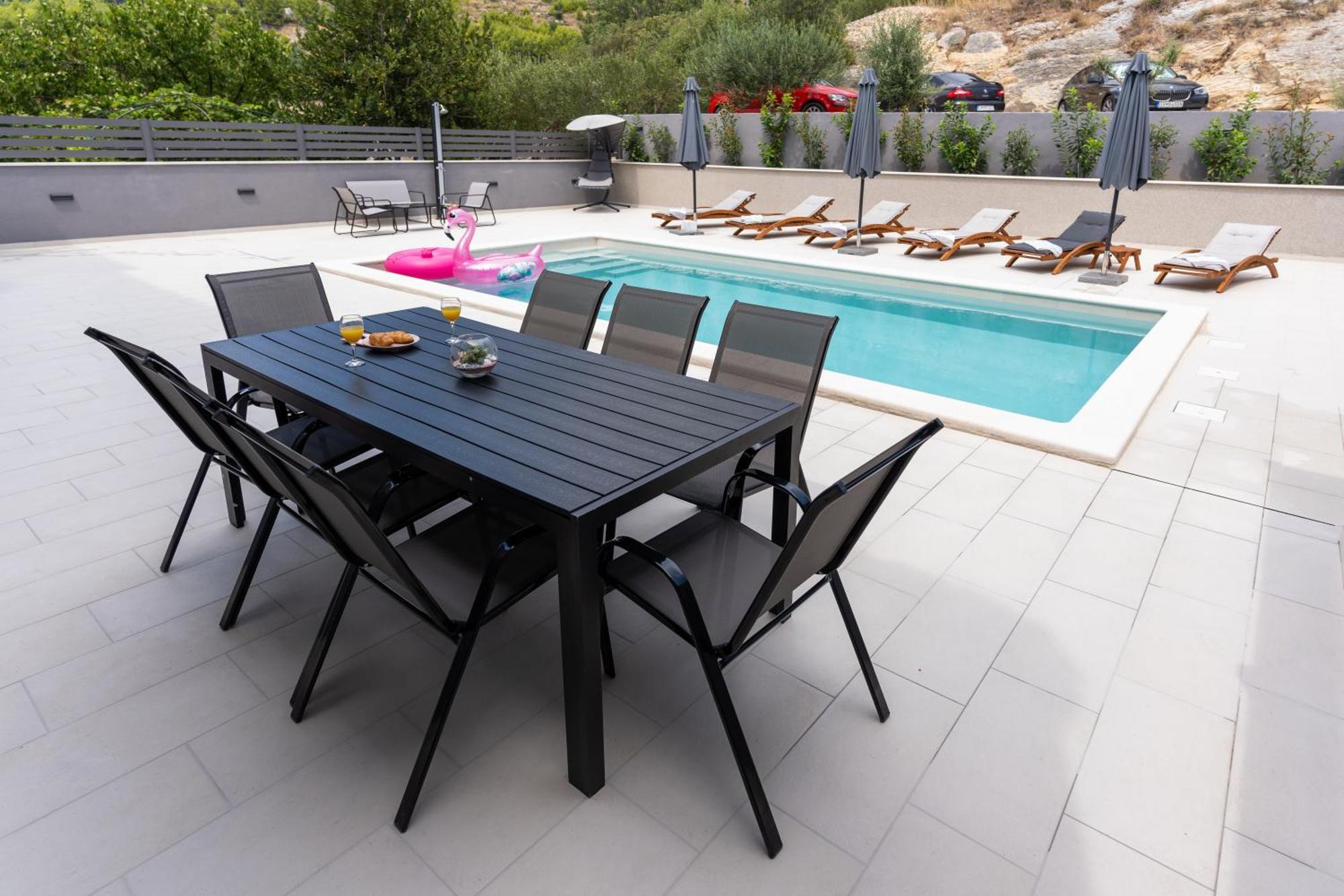 Luxury Apartment Lorena - Private Heated Pool - Jesenice  Exterior foto