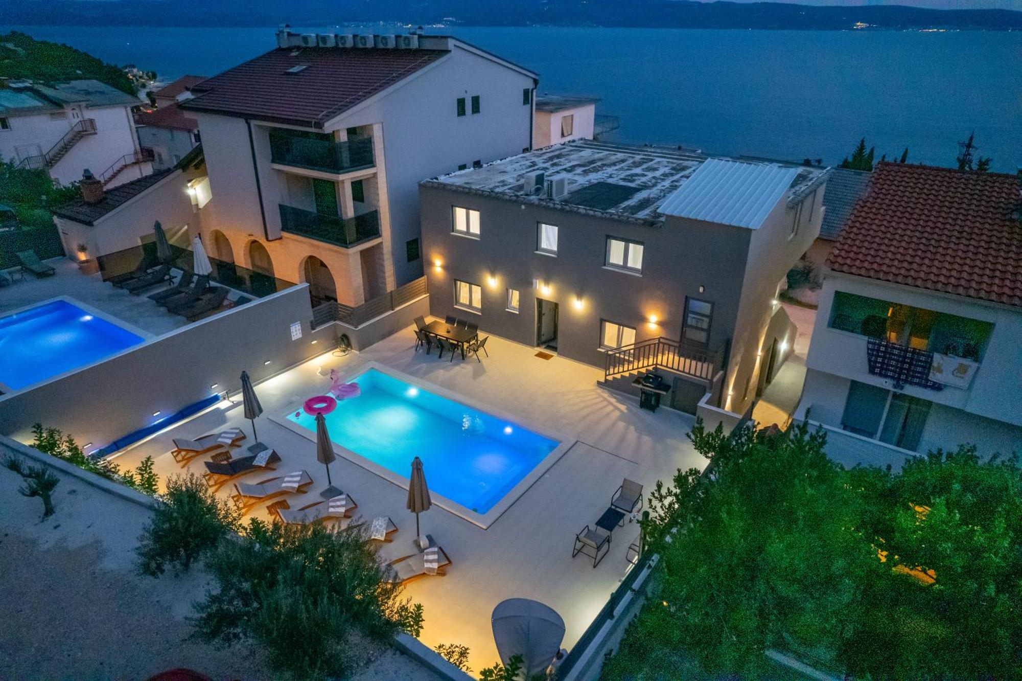 Luxury Apartment Lorena - Private Heated Pool - Jesenice  Exterior foto